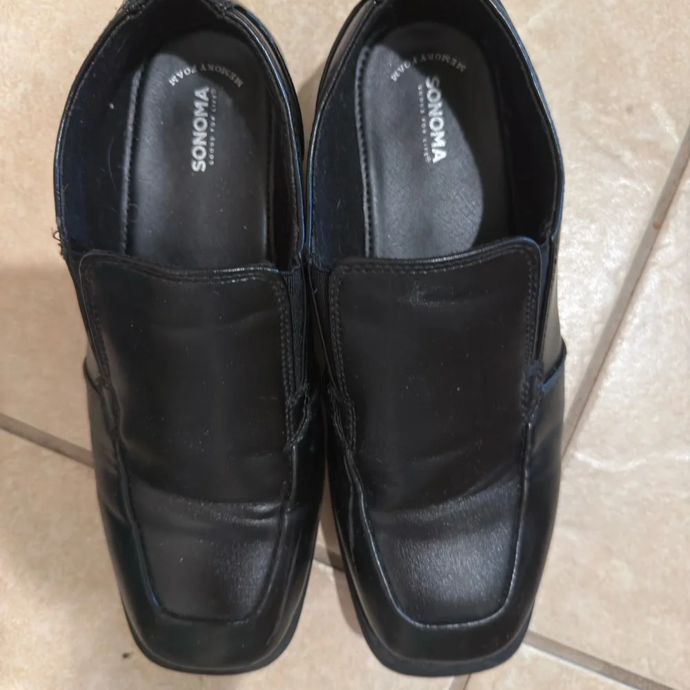 Sonoma Black Slip-On Square-Toe Loafers boys sz  6 used